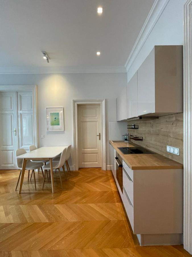 Luxury 2Br Apartment Neubaugasse Vienna Esterno foto